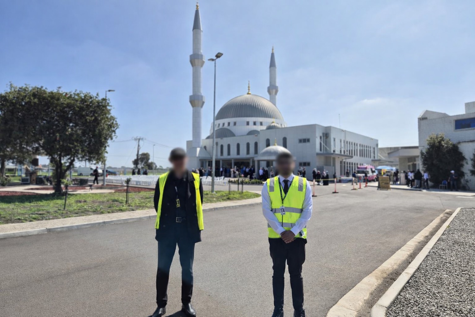 Hire security guards Melbourne